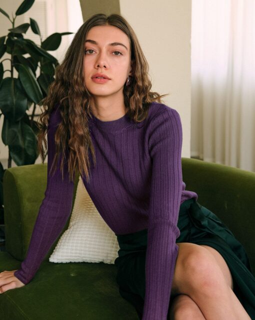The Round Neck Ribbed Knit Sweater - Image 6