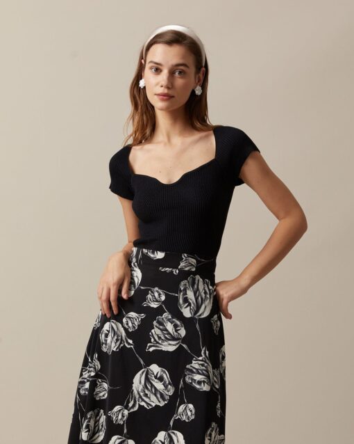 The Black Square Neck Short Sleeve Knit Top - Image 2