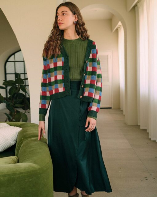 The Round Neck Ribbed Knit Sweater - Image 4
